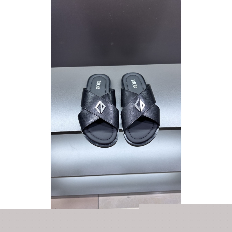 ch**an D*or slippers